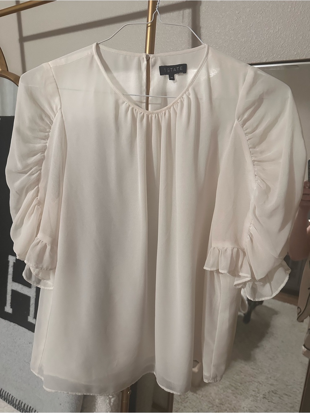 STATE Soft Cream Ruffle Sleeve Chiffon Top